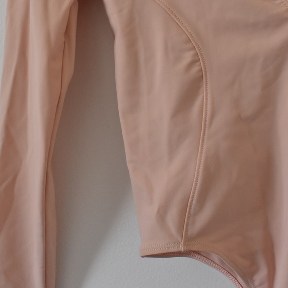 Good American light pink Plunge Bodysuit - Picture 7 of 7